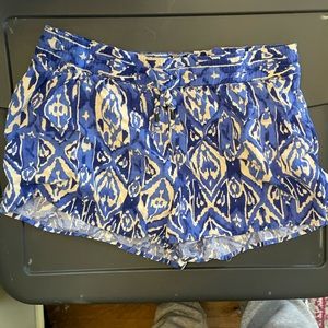 Artisan Ny patterned boho blue shorts